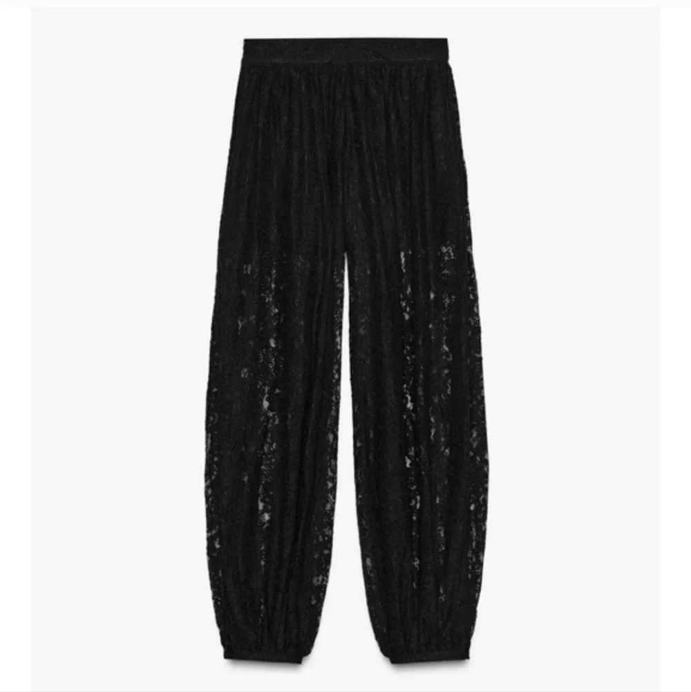 Zara NWT LACE BALLOON PANTS Black Size XS and S